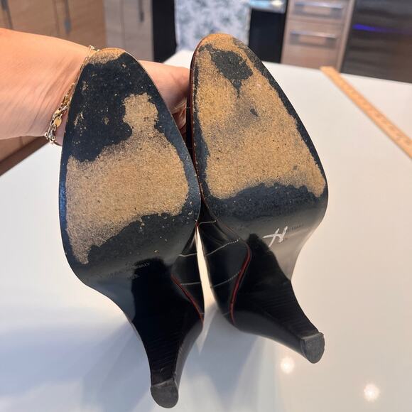 RARE VTG Gianfranco Ferre Black Leather Round Toe Pumps 8.5 - Picture 7 of 8